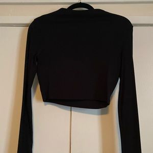 Black Long Sleeve Crop Top
